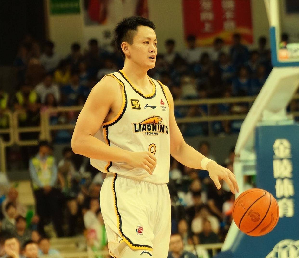 线上娱乐-山西男篮遭遇困境，艰难拼搏寻找突破的简单介绍