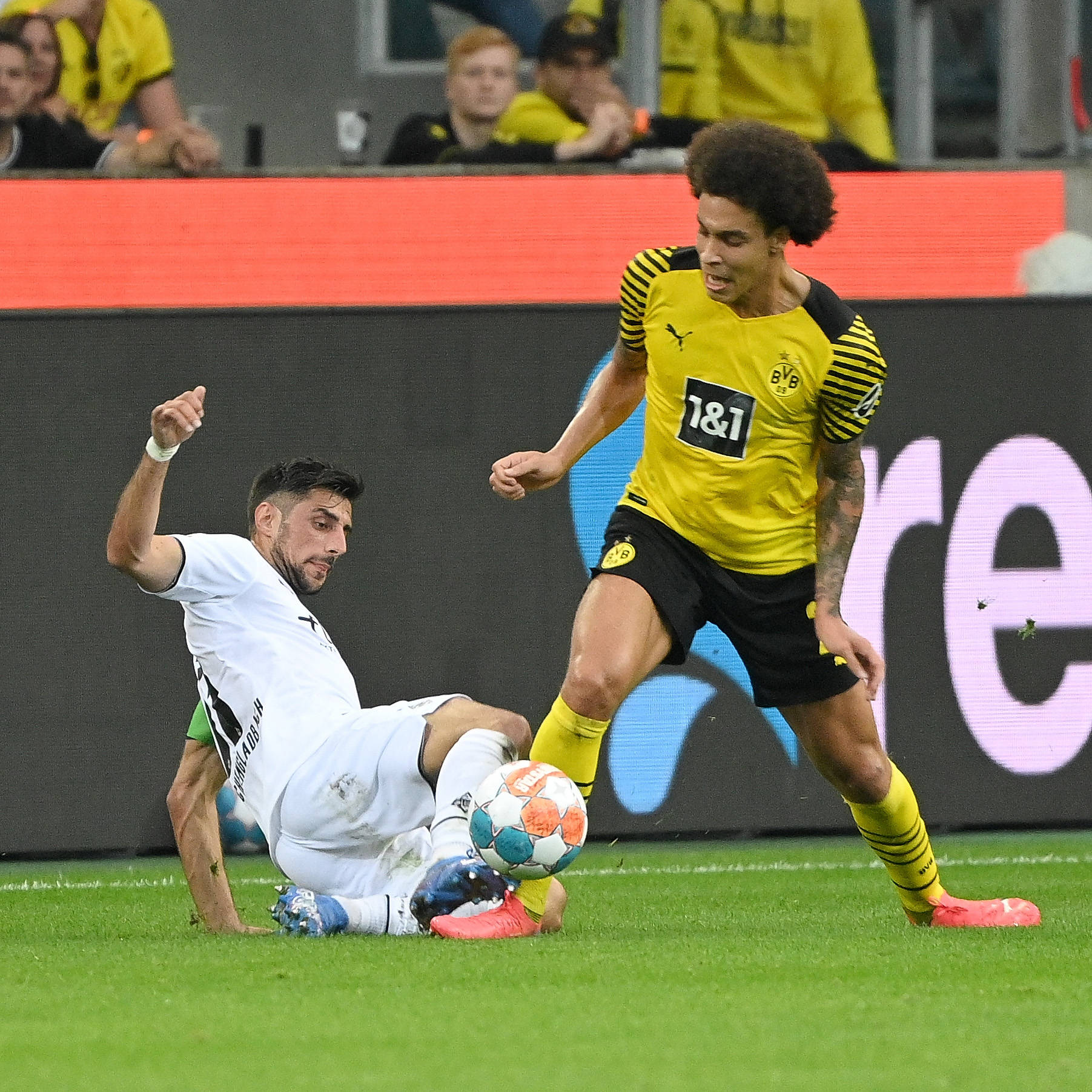 多特蒙德战平门兴,霍伊博施罗克单刀未中的简单介绍 多特蒙德战平门兴,霍伊博施罗克单刀未中的简单介绍