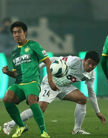 关于富力对阵绿城，两队实力对比备战拼全力的信息